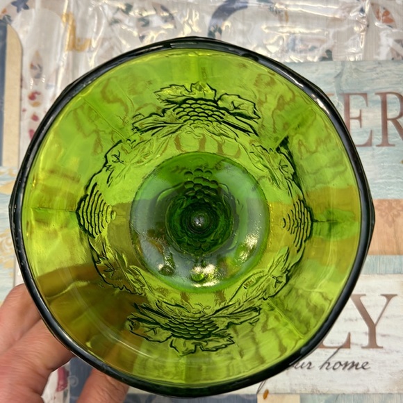 Vintage Indiana glass harvest grape candy dish - Picture 6 of 7